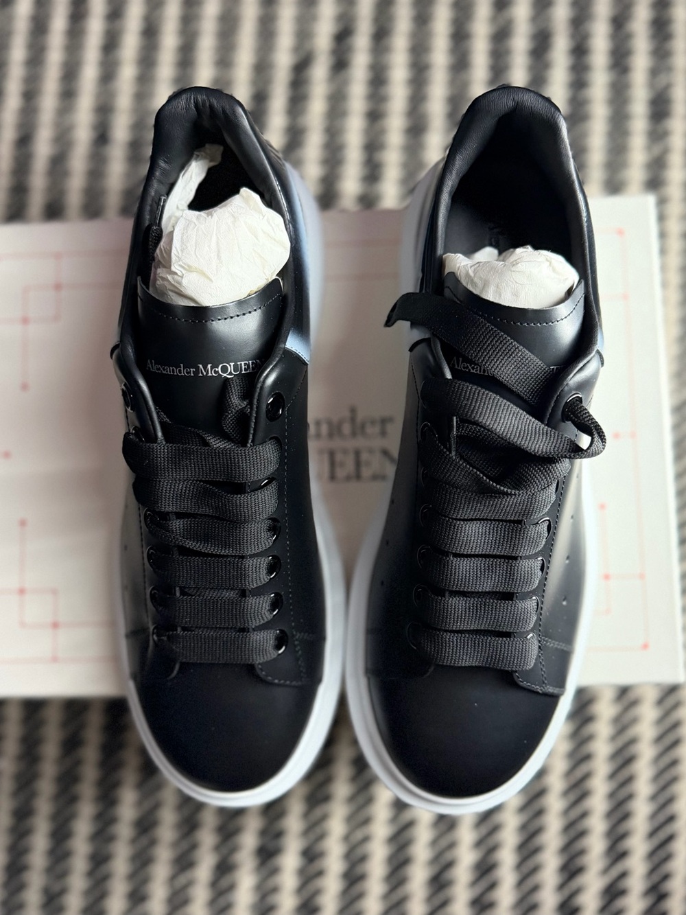 Alexander McQueen Black Leather Low-Top Sneakers with White Sole